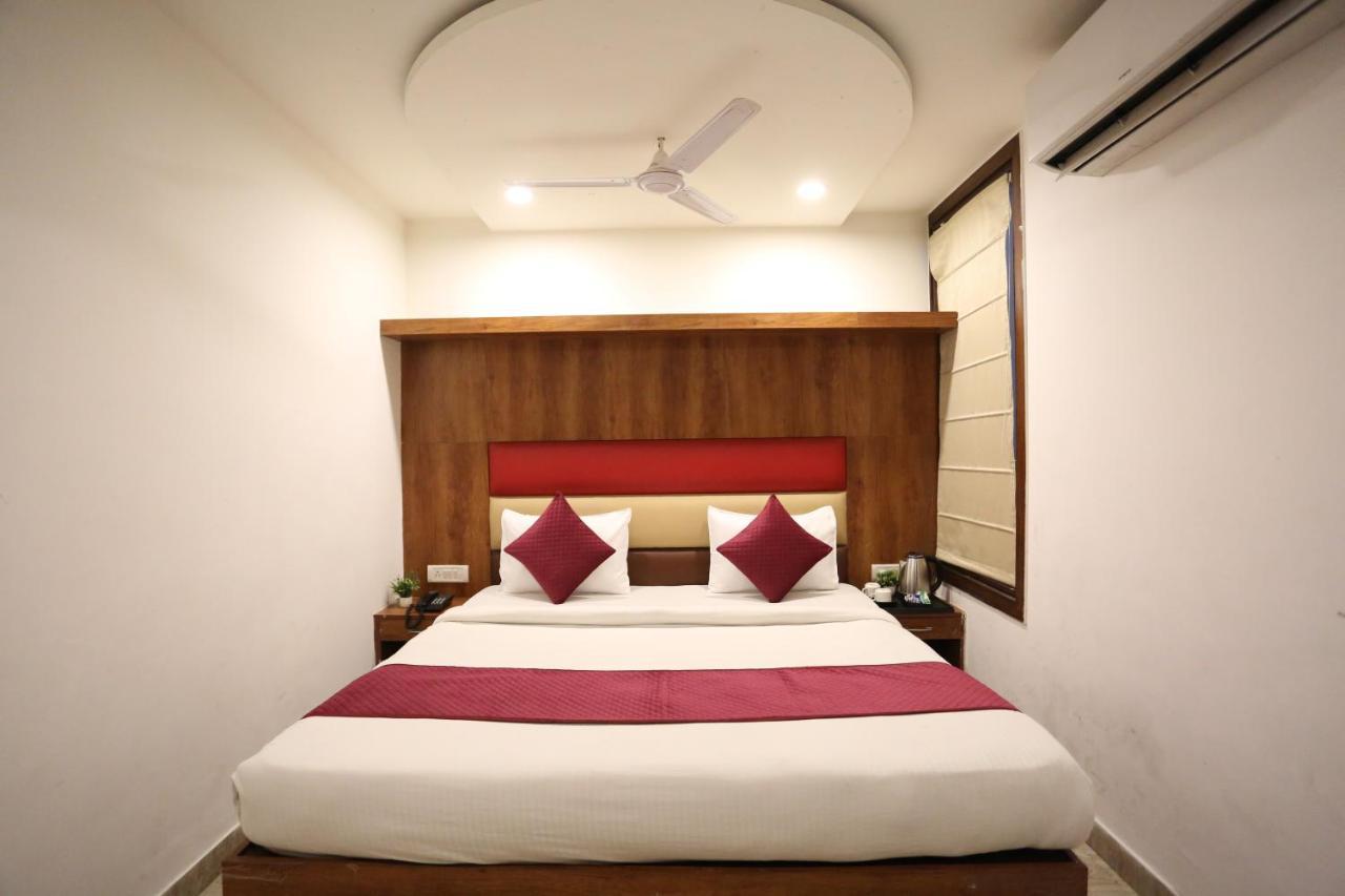 نيودلهي Hotel Sm Suits Near Delhi Airport-Unit By Grand Urban Luxury المظهر الخارجي الصورة
