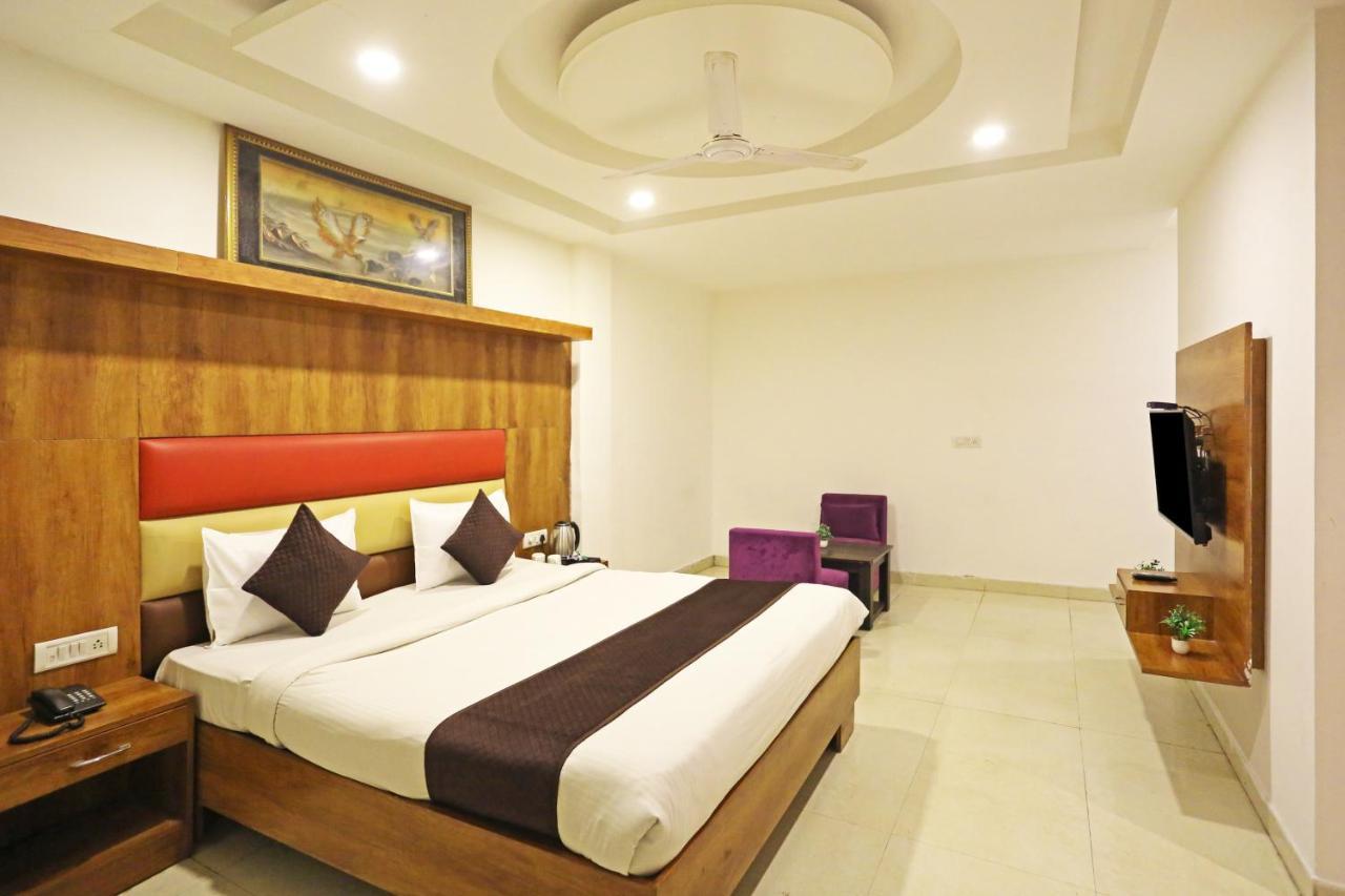 نيودلهي Hotel Sm Suits Near Delhi Airport-Unit By Grand Urban Luxury المظهر الخارجي الصورة