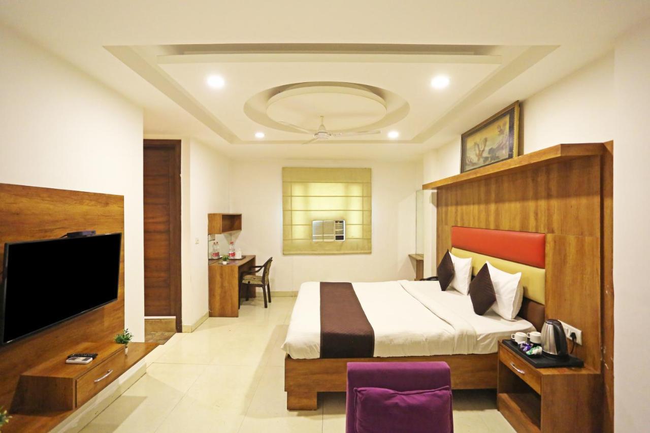 نيودلهي Hotel Sm Suits Near Delhi Airport-Unit By Grand Urban Luxury المظهر الخارجي الصورة