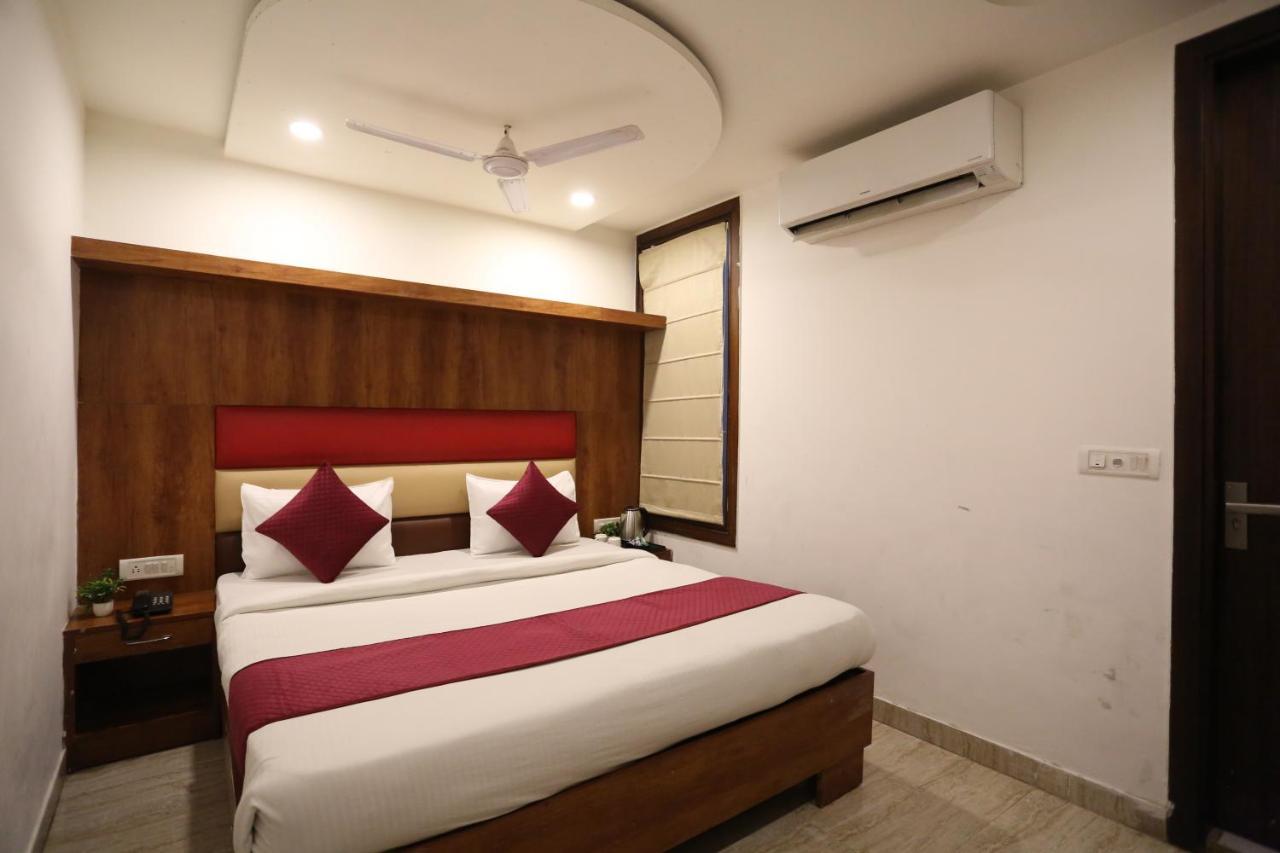 نيودلهي Hotel Sm Suits Near Delhi Airport-Unit By Grand Urban Luxury المظهر الخارجي الصورة