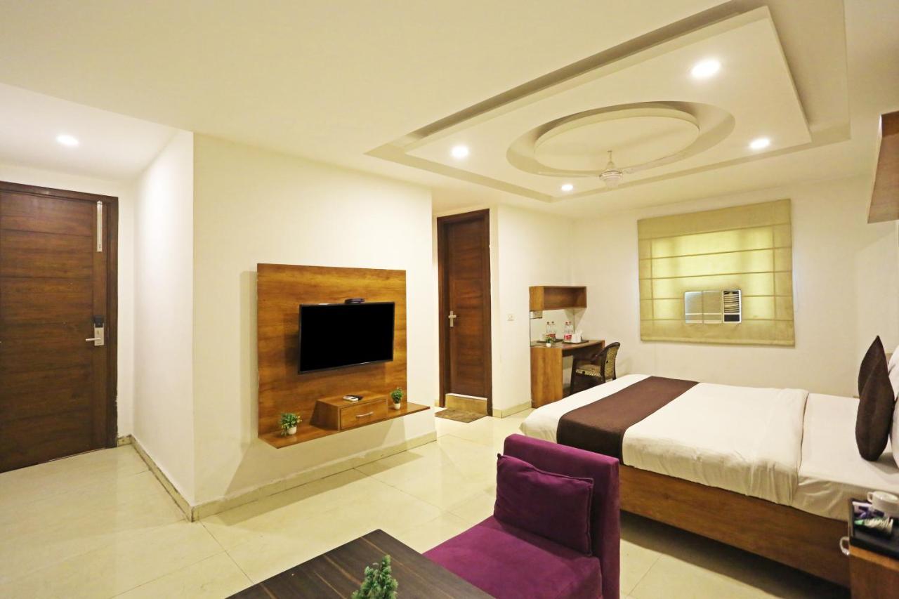 نيودلهي Hotel Sm Suits Near Delhi Airport-Unit By Grand Urban Luxury المظهر الخارجي الصورة