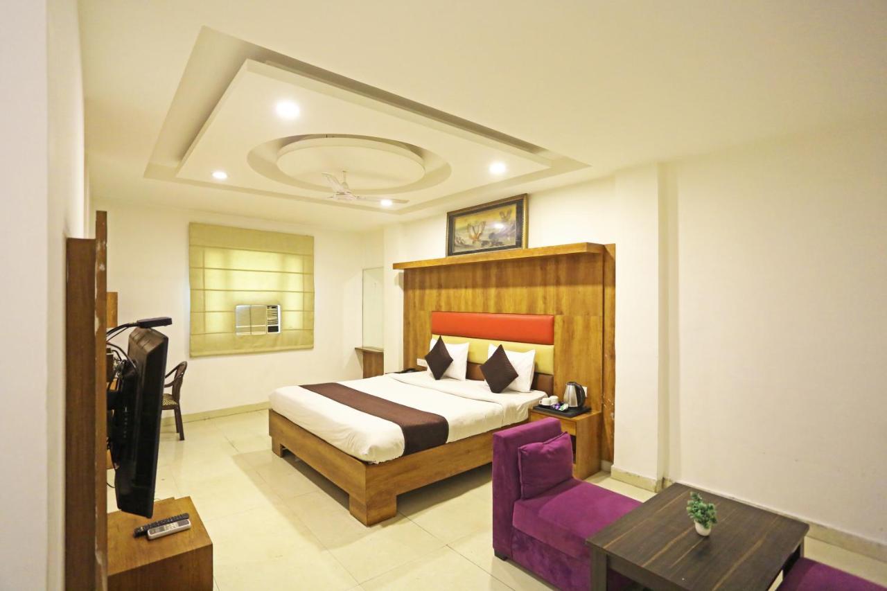 نيودلهي Hotel Sm Suits Near Delhi Airport-Unit By Grand Urban Luxury المظهر الخارجي الصورة